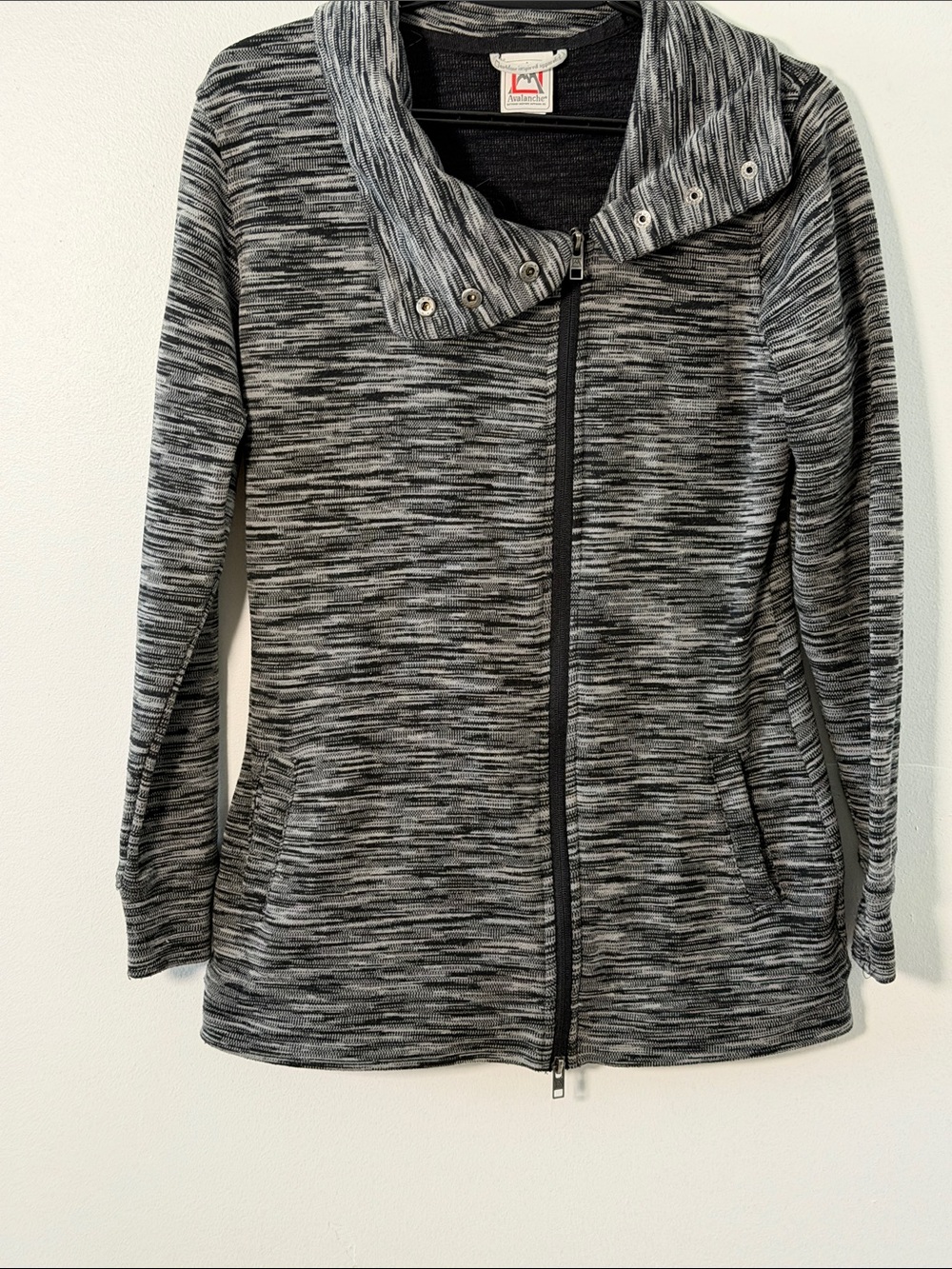 Avalanche Black & Gray Space-Dye Zip Front Size M
